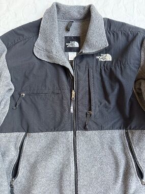 Men’s North Face Denali Fleece Jacket Gray and Black Sz L